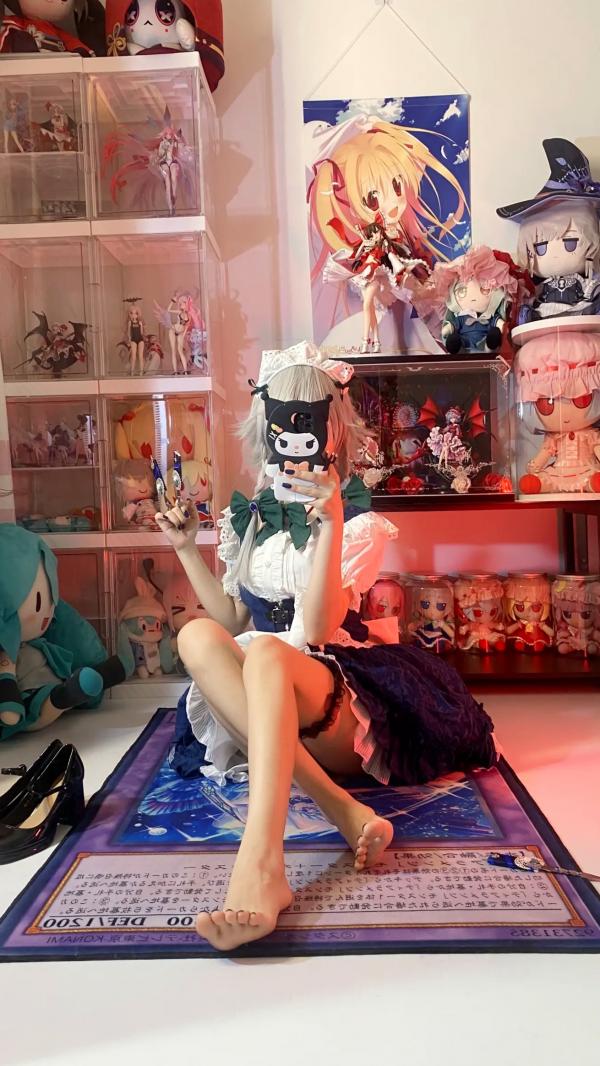    白栎Shirly - 十六夜咲夜 COSPLAY私房摄影，绝美腿部丝袜特写与宅系女仆诱惑第14张图片