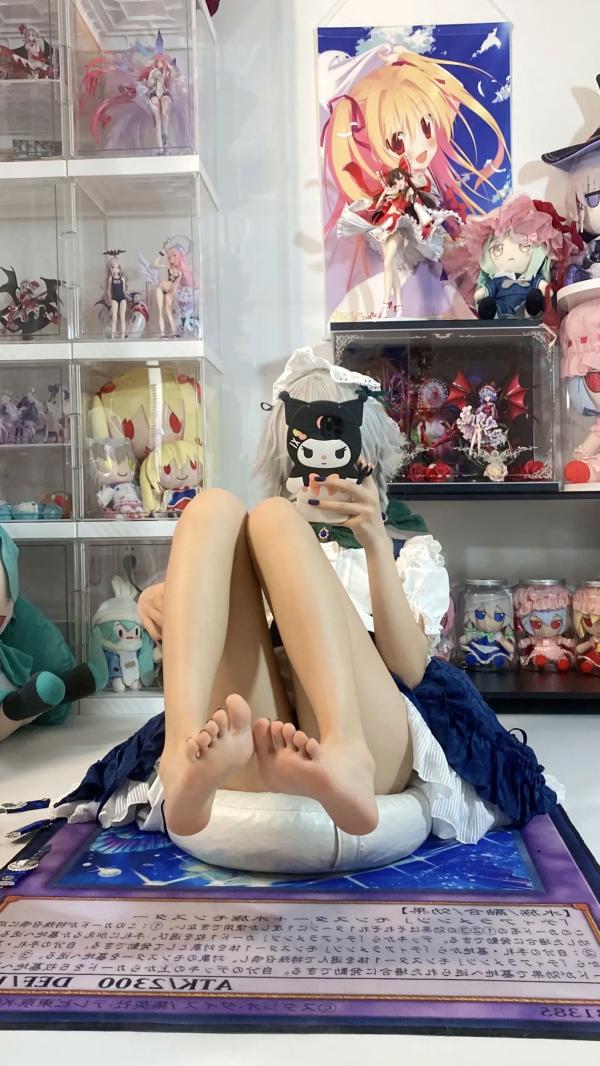    白栎Shirly - 十六夜咲夜 COSPLAY私房摄影，绝美腿部丝袜特写与宅系女仆诱惑第19张图片