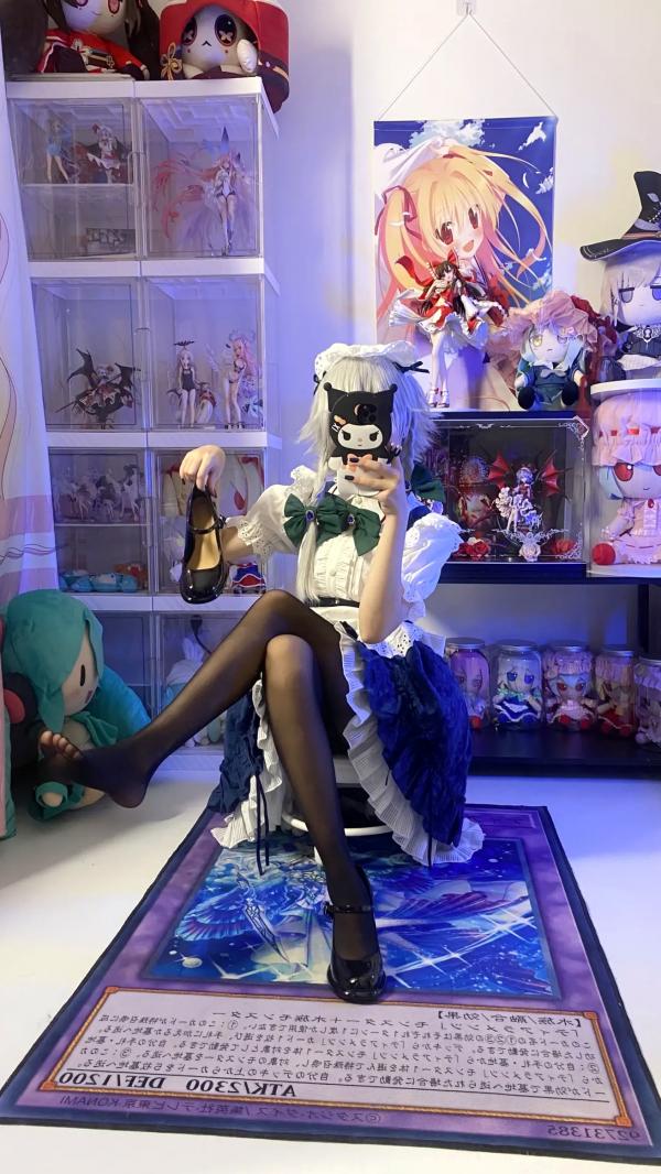    白栎Shirly - 十六夜咲夜 COSPLAY私房摄影，绝美腿部丝袜特写与宅系女仆诱惑第31张图片