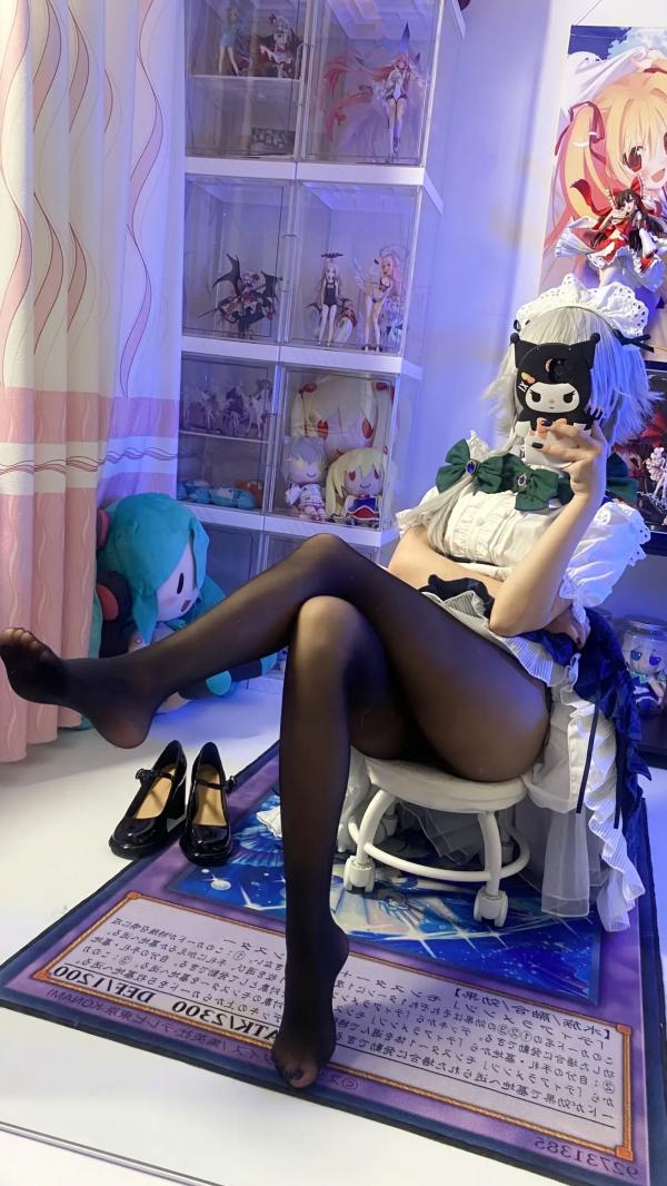    白栎Shirly - 十六夜咲夜 COSPLAY私房摄影，绝美腿部丝袜特写与宅系女仆诱惑第44张图片