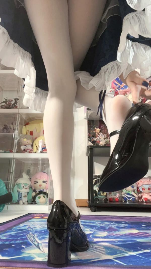    白栎Shirly - 十六夜咲夜 COSPLAY私房摄影，绝美腿部丝袜特写与宅系女仆诱惑第48张图片