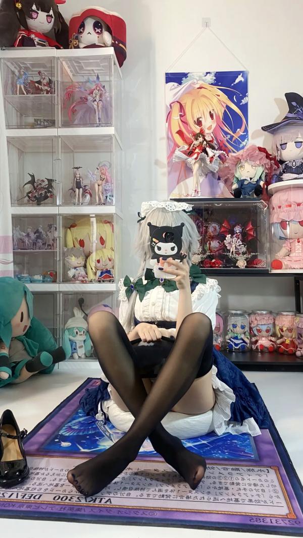    白栎Shirly - 十六夜咲夜 COSPLAY私房摄影，绝美腿部丝袜特写与宅系女仆诱惑第55张图片