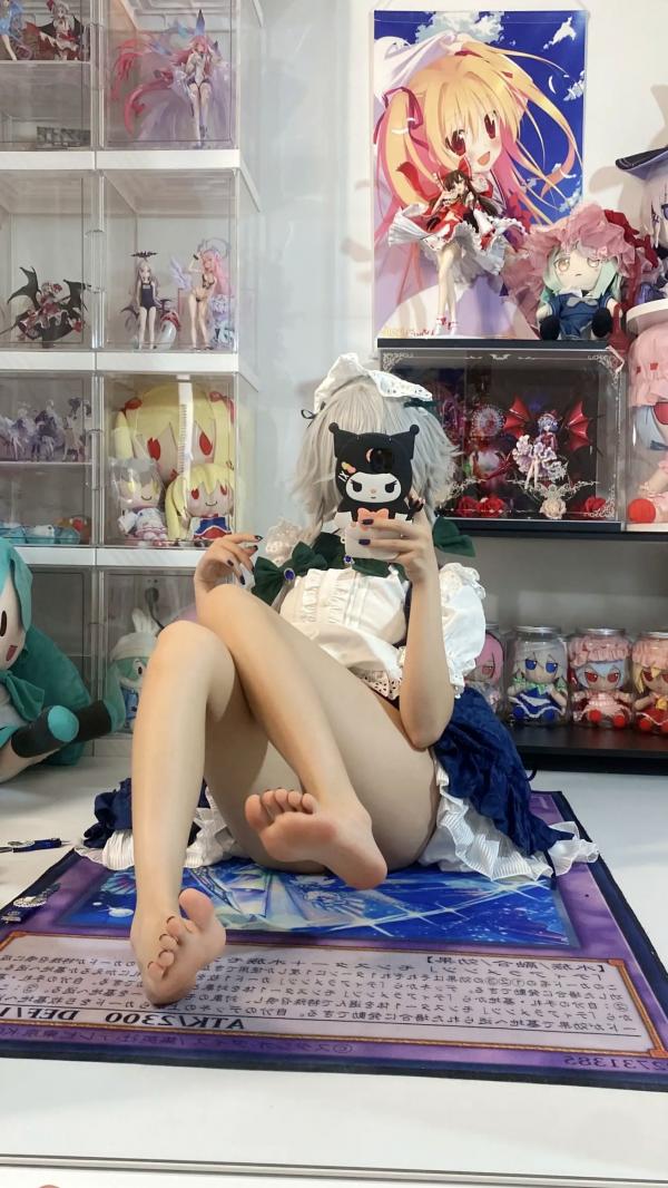    白栎Shirly - 十六夜咲夜 COSPLAY私房摄影，绝美腿部丝袜特写与宅系女仆诱惑第63张图片