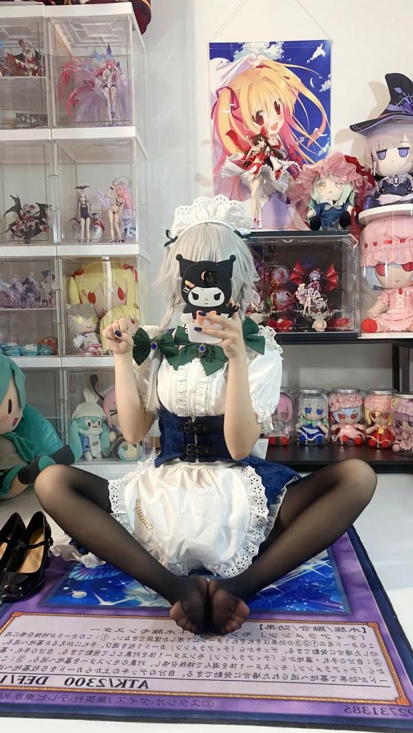    白栎Shirly - 十六夜咲夜 COSPLAY私房摄影，绝美腿部丝袜特写与宅系女仆诱惑第64张图片