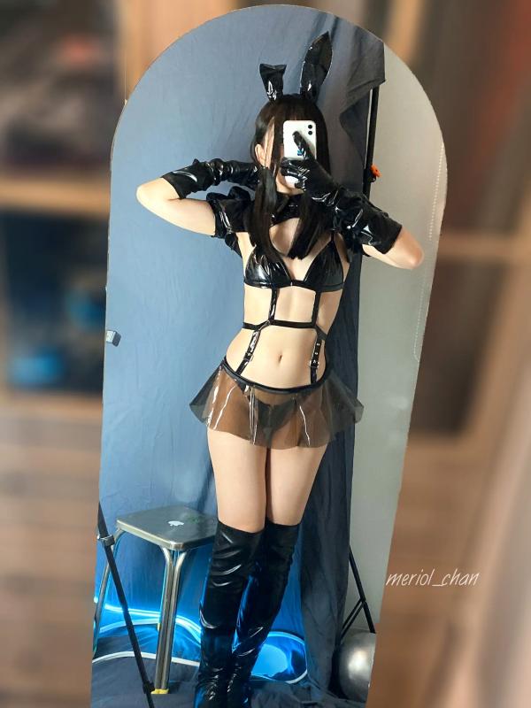    Meriol Chan黑色兔女郎漆皮制服写真，性感私房诱惑与极致身材大尺度展示 [63P]第51张图片