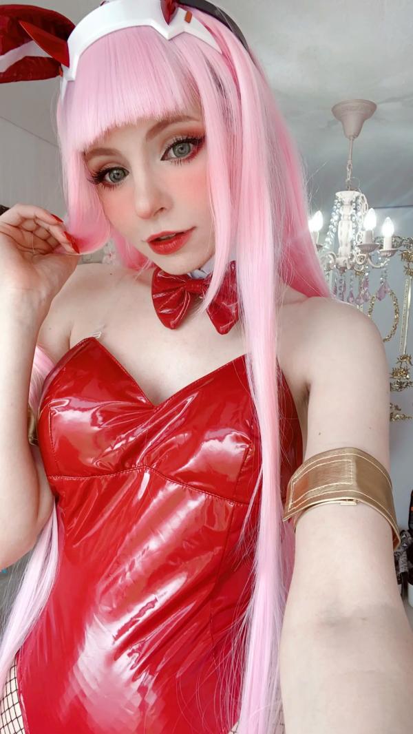    Peach milky - ZeroTwo 绝美Cosplay写真，02动漫角色扮演，欧美模特清纯甜美制服诱惑套图第48张图片