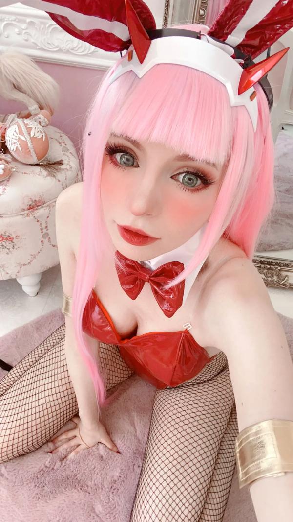    Peach milky - ZeroTwo 绝美Cosplay写真，02动漫角色扮演，欧美模特清纯甜美制服诱惑套图第71张图片