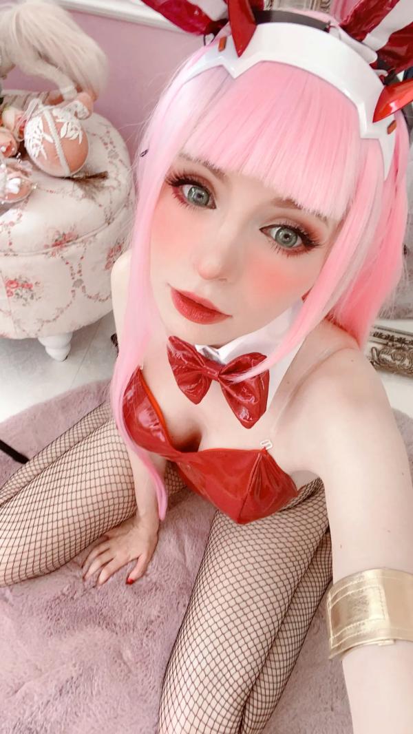    Peach milky - ZeroTwo 绝美Cosplay写真，02动漫角色扮演，欧美模特清纯甜美制服诱惑套图第73张图片
