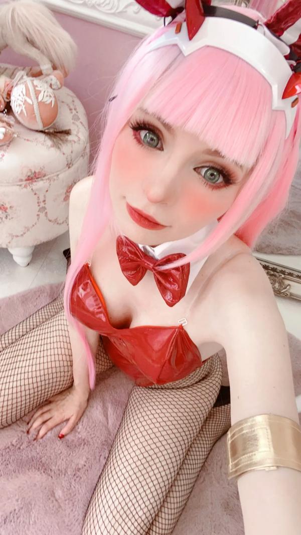    Peach milky - ZeroTwo 绝美Cosplay写真，02动漫角色扮演，欧美模特清纯甜美制服诱惑套图第74张图片