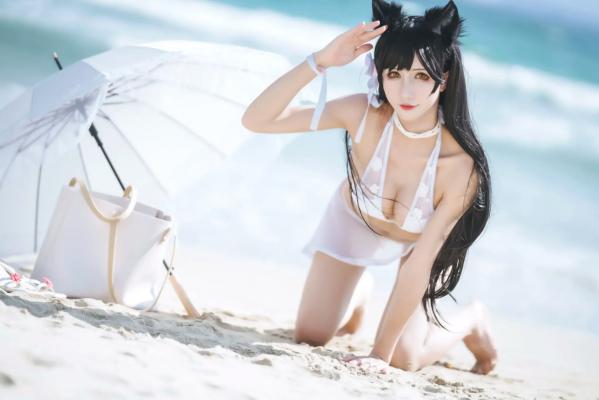    masaki雅祈 - 碧蓝航线爱宕Cosplay，纯白比基尼海滩度假风，性感女神与狐耳少女的完美演绎 [29P]第27张图片
