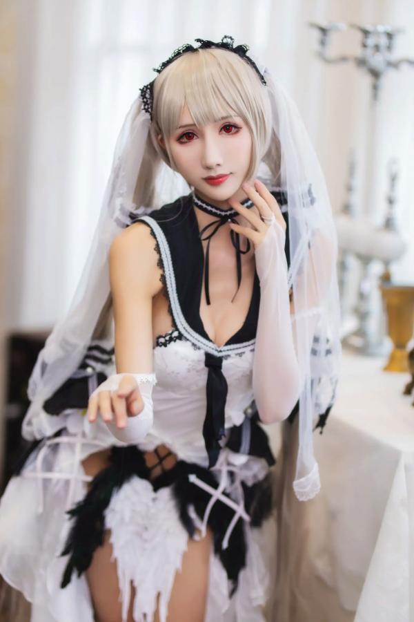    masaki雅祈 - 碧蓝航线可畏礼服COS，银发红瞳还原绝美华服，精致优雅角色扮演写真第13张图片