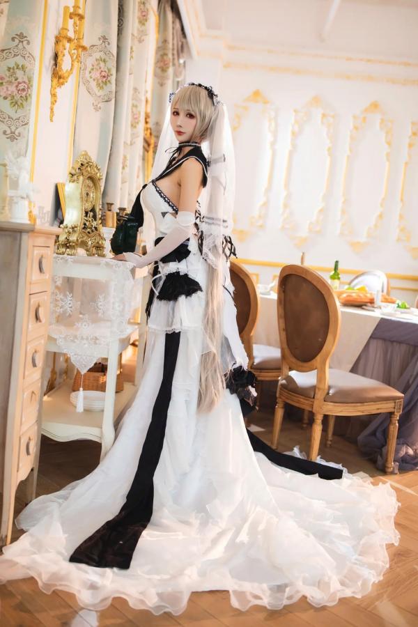    masaki雅祈 - 碧蓝航线可畏礼服COS，银发红瞳还原绝美华服，精致优雅角色扮演写真第27张图片