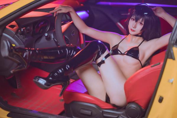    masaki雅祈 - 大凤机车cosplay：性感漆皮比基尼与超跑的夜色极速盛宴第18张图片