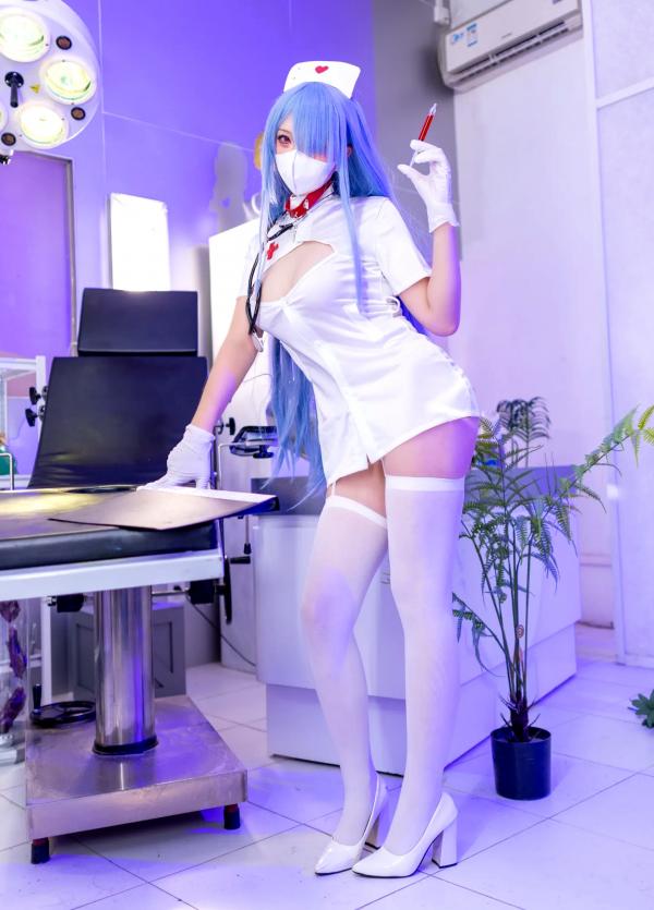    小和甜酒 - 伏罗希洛夫护士cos写真，碧蓝航线角色扮演，实验室主题护士制服极致诱惑 [25P]第4张图片