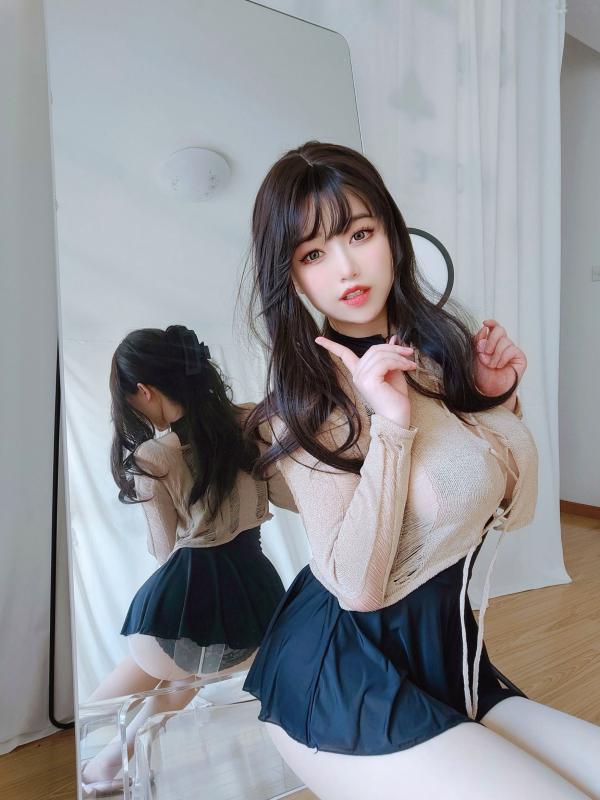    女主K-初秋私房穿搭：童颜巨乳、极致诱惑与大胆的大尺度写真第64张图片