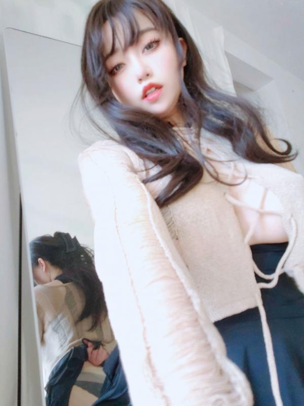    女主K-初秋私房穿搭：童颜巨乳、极致诱惑与大胆的大尺度写真第73张图片