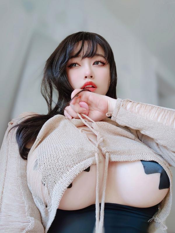   女主K-初秋私房穿搭：童颜巨乳、极致诱惑与大胆的大尺度写真第87张图片