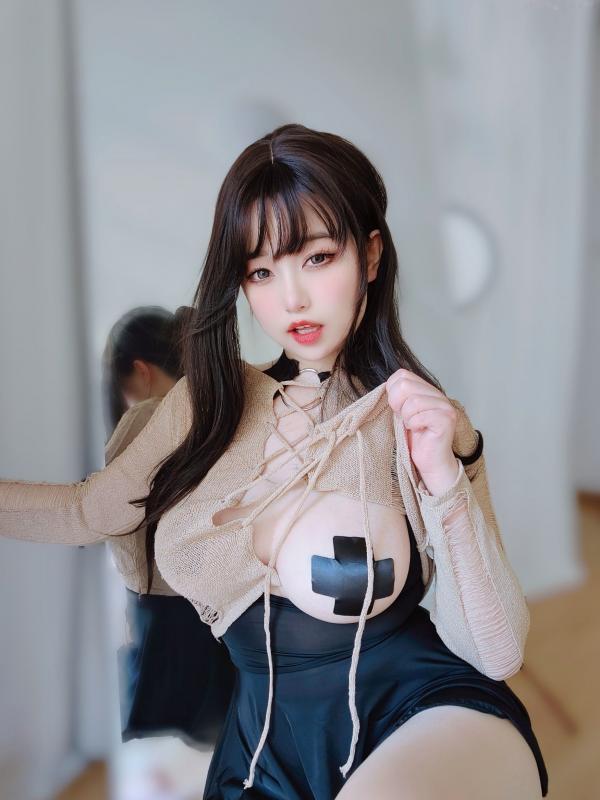    女主K-初秋私房穿搭：童颜巨乳、极致诱惑与大胆的大尺度写真第93张图片