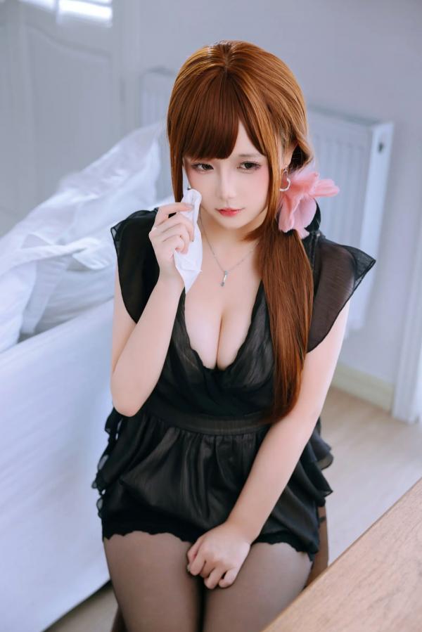    Cosplay日奈娇 - 未亡人：室内私房黑丝福利，尽显御姐成熟风韵与极致诱惑，极品身材写真大赏 [178P]第13张图片