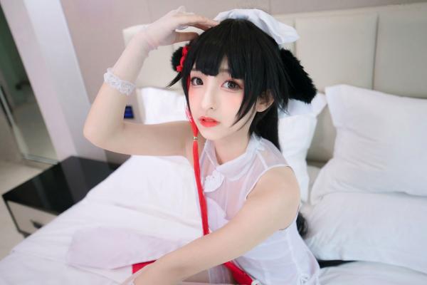    神楽坂真冬-指挥官很忙：纯白军装COS制服诱惑，极致丝袜美腿，室内私房视觉盛宴第72张图片