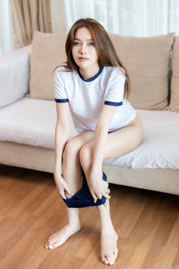    韩国美女-Pole_May-Jun-2021：清纯体操服私房写真，极致性感美臀诱惑第3张图片