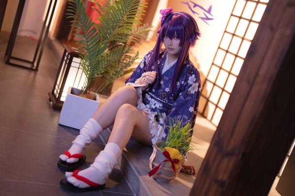    lunananya - Blue Archive 伊草春香新年和服COS写真，日系少女角色扮演及撩人私房特辑第12张图片