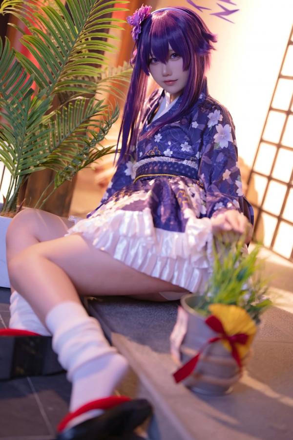    lunananya - Blue Archive 伊草春香新年和服COS写真，日系少女角色扮演及撩人私房特辑第14张图片