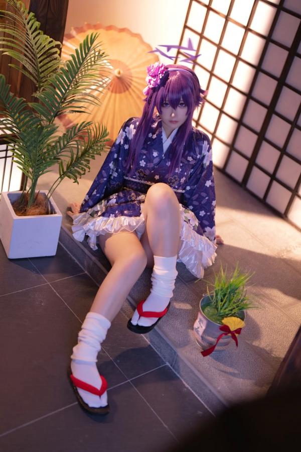    lunananya - Blue Archive 伊草春香新年和服COS写真，日系少女角色扮演及撩人私房特辑第15张图片