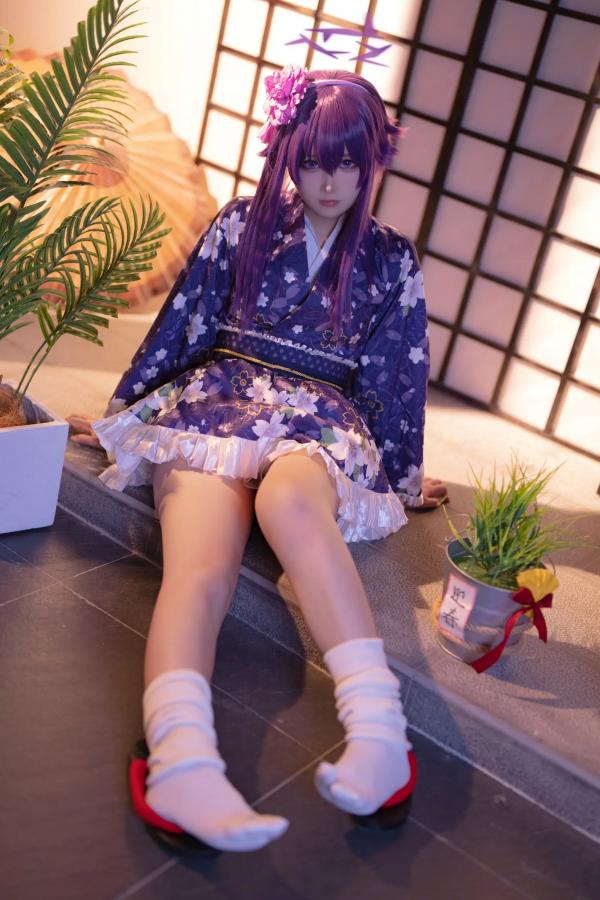    lunananya - Blue Archive 伊草春香新年和服COS写真，日系少女角色扮演及撩人私房特辑第20张图片