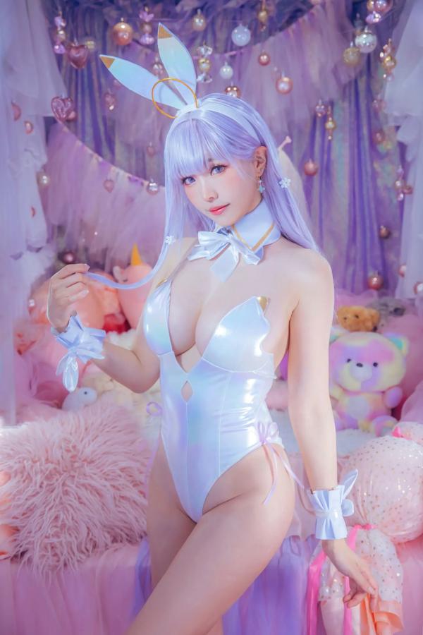   Ely_eee(ElyEE子) - 纯白梦幻兔女郎，梦幻仙境童话风Cosplay精选写真 [30P]第4张图片