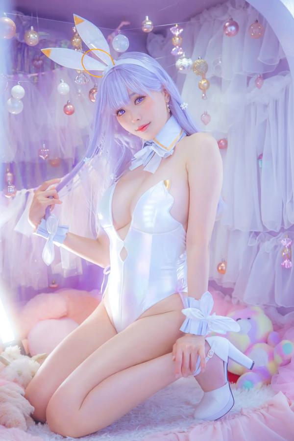    Ely_eee(ElyEE子) - 纯白梦幻兔女郎，梦幻仙境童话风Cosplay精选写真 [30P]第8张图片