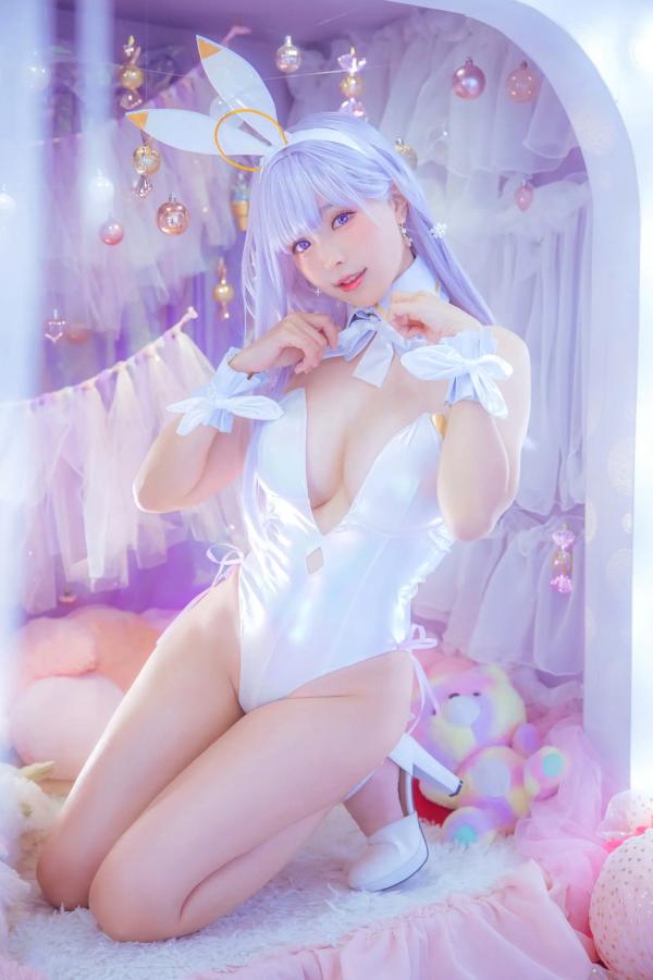    Ely_eee(ElyEE子) - 纯白梦幻兔女郎，梦幻仙境童话风Cosplay精选写真 [30P]第24张图片