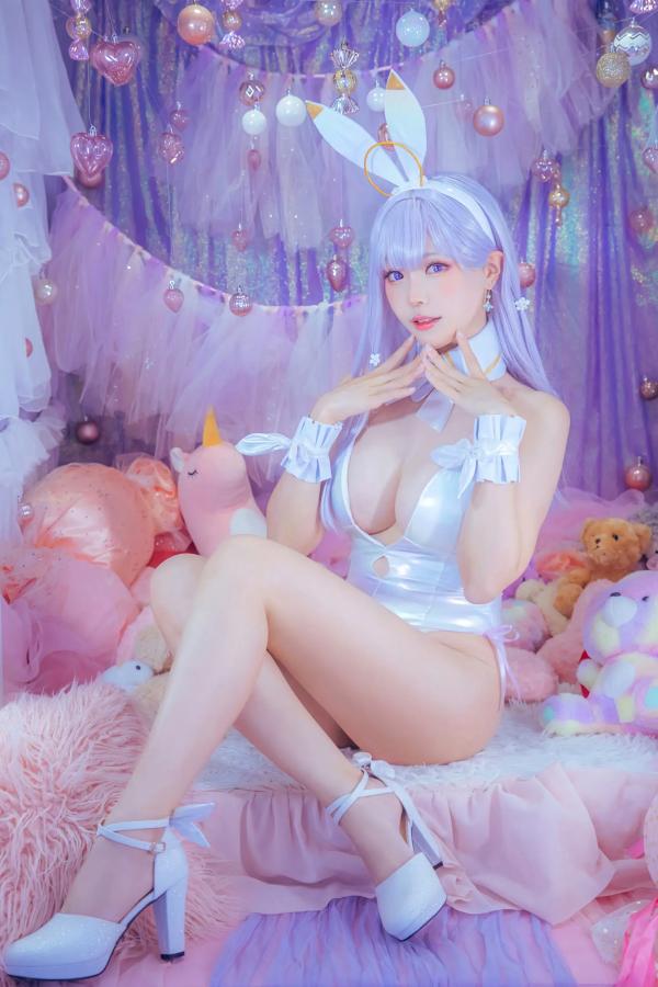    Ely_eee(ElyEE子) - 纯白梦幻兔女郎，梦幻仙境童话风Cosplay精选写真 [30P]第25张图片