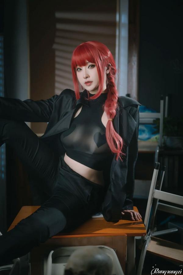    小容仔咕咕咕 - 链锯人玛奇玛Cosplay，私房大尺度诱惑，极致身材曲线尽显 [45P]第10张图片