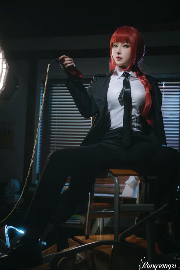    小容仔咕咕咕 - 链锯人玛奇玛Cosplay，私房大尺度诱惑，极致身材曲线尽显 [45P]第19张图片