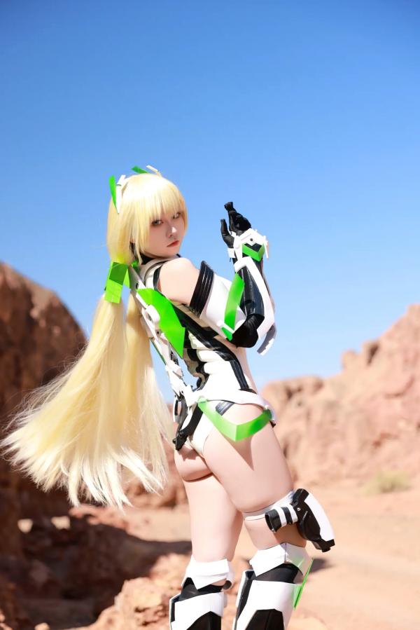    G44不会受伤 - 乐园追放安吉拉户外荒野COSPLAY战衣角色扮演 [40P]第5张图片