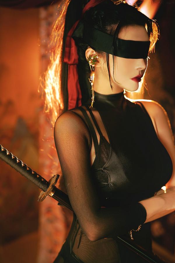    秋和柯基-084-永劫无间宁红夜同人cosplay黑丝冷艳御姐写真图集第12张图片
