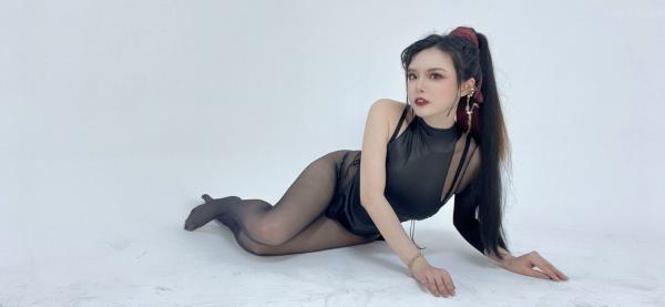    秋和柯基-084-永劫无间宁红夜同人cosplay黑丝冷艳御姐写真图集第19张图片