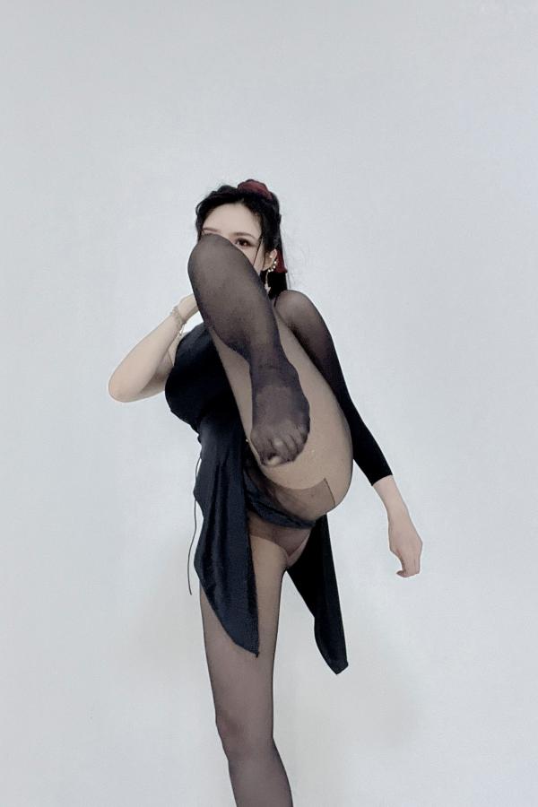    秋和柯基-084-永劫无间宁红夜同人cosplay黑丝冷艳御姐写真图集第29张图片