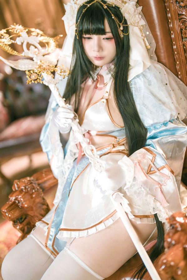    落落Raku-白百合-Lily-White：精致洋娃娃风格Cosplay，大胆角色扮演与私房大尺度写真，纯欲与性感尤物的极致诱惑第2张图片