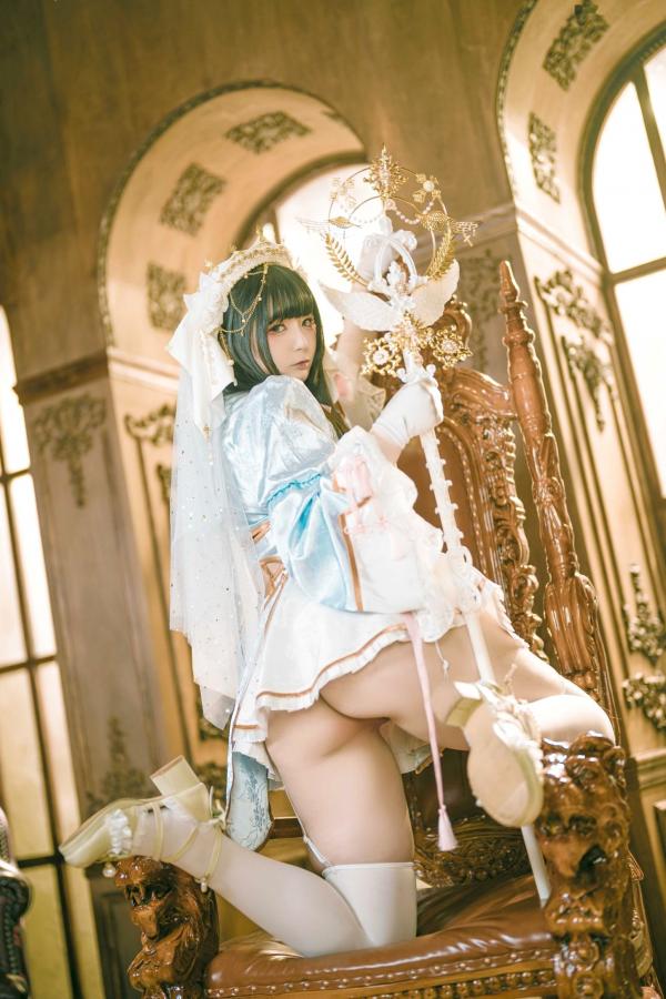    落落Raku-白百合-Lily-White：精致洋娃娃风格Cosplay，大胆角色扮演与私房大尺度写真，纯欲与性感尤物的极致诱惑第14张图片