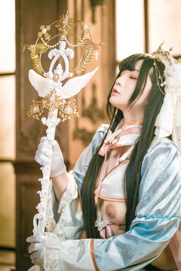    落落Raku-白百合-Lily-White：精致洋娃娃风格Cosplay，大胆角色扮演与私房大尺度写真，纯欲与性感尤物的极致诱惑第47张图片