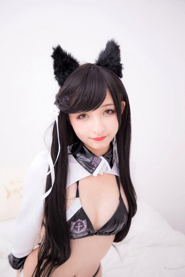    神楽坂真冬-碧蓝航线爱宕Cosplay，黑色光面胶袜诱惑，浴室大尺度私房写真，极致性感与动漫萌系完美融合第3张图片