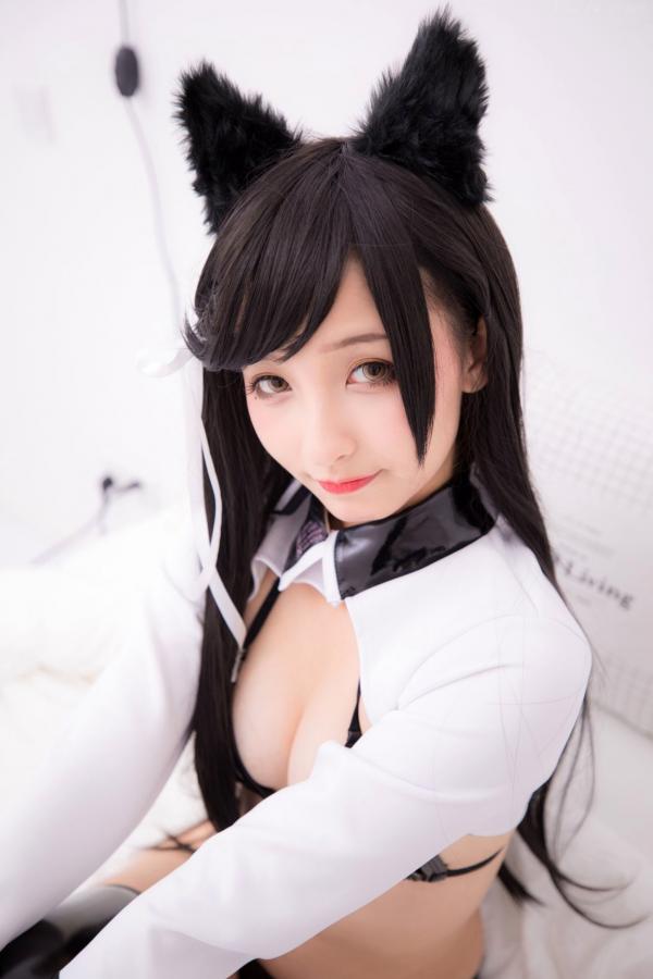    神楽坂真冬-碧蓝航线爱宕Cosplay，黑色光面胶袜诱惑，浴室大尺度私房写真，极致性感与动漫萌系完美融合第74张图片