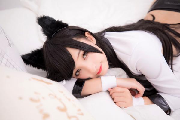    神楽坂真冬-碧蓝航线爱宕Cosplay，黑色光面胶袜诱惑，浴室大尺度私房写真，极致性感与动漫萌系完美融合第108张图片