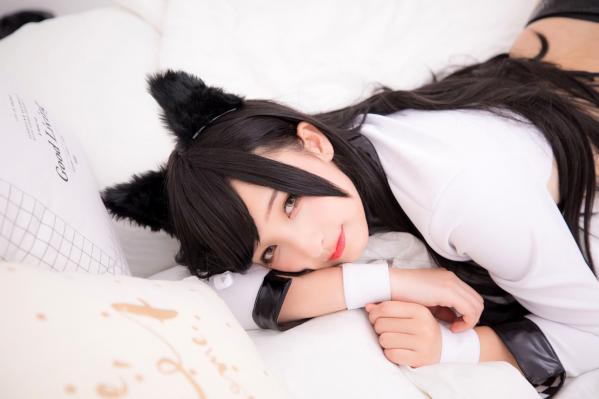    神楽坂真冬-碧蓝航线爱宕Cosplay，黑色光面胶袜诱惑，浴室大尺度私房写真，极致性感与动漫萌系完美融合第109张图片