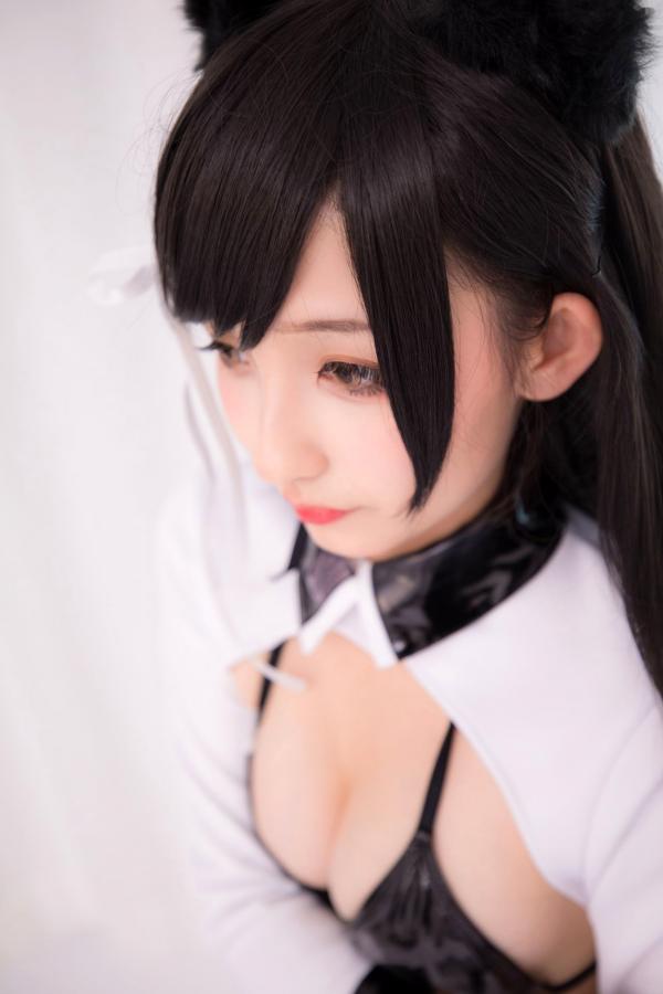    神楽坂真冬-碧蓝航线爱宕Cosplay，黑色光面胶袜诱惑，浴室大尺度私房写真，极致性感与动漫萌系完美融合第126张图片