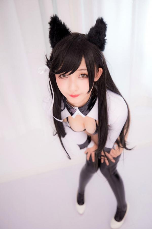    神楽坂真冬-碧蓝航线爱宕Cosplay，黑色光面胶袜诱惑，浴室大尺度私房写真，极致性感与动漫萌系完美融合第129张图片