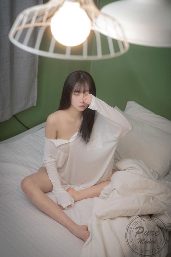    韩国美女Hina街拍运动少女，清纯颜值搭配紧身瑜伽裤展现活力与私房魅力，Pure Media系列精选第6张图片