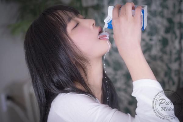   韩国美女Hina街拍运动少女，清纯颜值搭配紧身瑜伽裤展现活力与私房魅力，Pure Media系列精选第13张图片